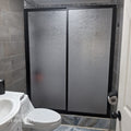 SHOWER DOOR ALUMINIO NEGRO Y ACRILICO GAVIOTA