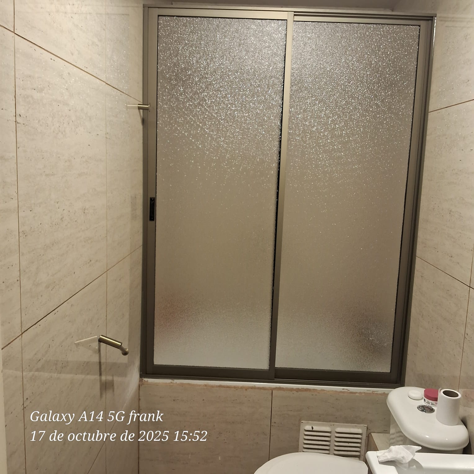 SHOWER DOOR ALUMINIO TITANIO Y ACRILICO MOROCO
