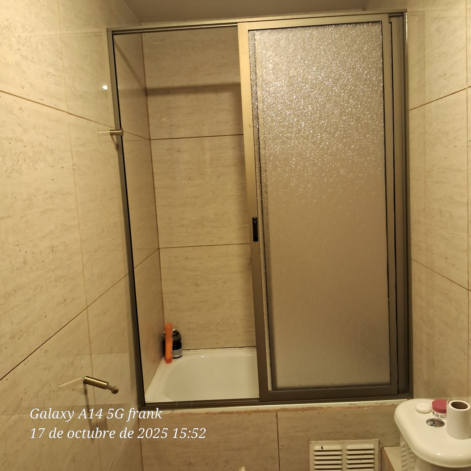 SHOWER DOOR ALUMINIO TITANIO Y ACRILICO MOROCO